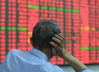 Bolsas chinas baten antirécord debido a la incertidumbre económica