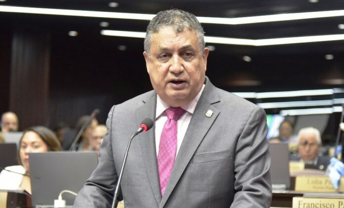 GUSTAVO SÁNCHEZ EN LA CAMARA