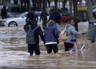 Lanzan aviso de máxima peligrosidad para Barcelona por riesgo de granizo y tornados
