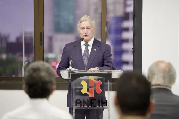 ANEIH rechaza introducción propuesta de reforma Código de Trabajo