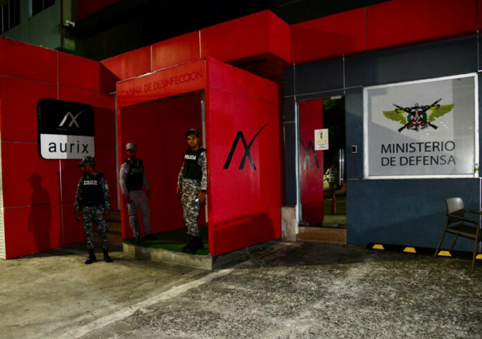 Allanan empresa Aurix, propiedad de Jochi Gómez