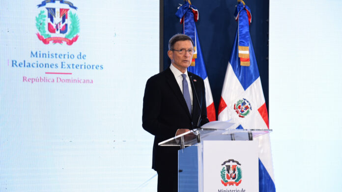 Roberto Álvarez participará en cuadragésimo período de sesiones de la Cepal
