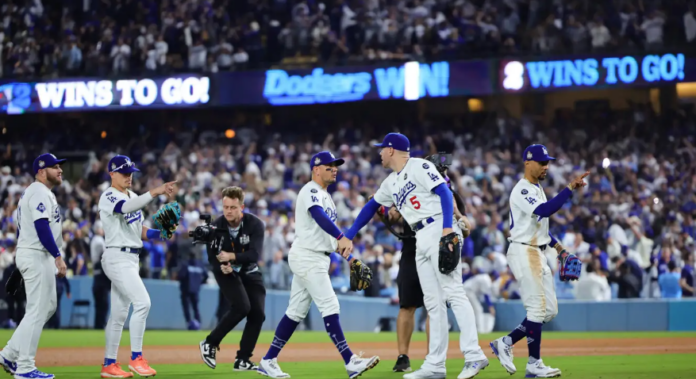 Los Dodgers vencen a los Yankees y aumentan su ventaja en la Serie Mundial
