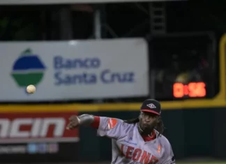 Leones aumentan su racha victoriosa con blanqueada a los Gigantes