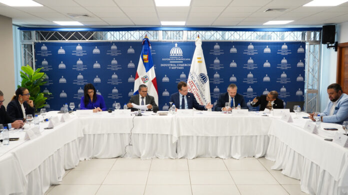 Aprueban instalación de 10 nuevas empresas en zonas francas
