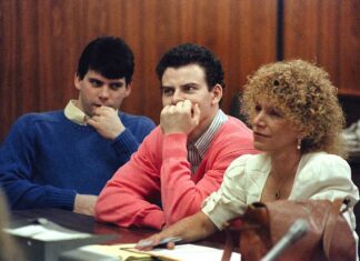 Familiares apoyan a Lyle y Erik Menéndez mientras esperan una decisión que podría dejarlos en libertad