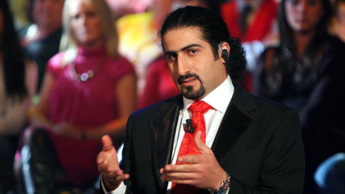 Deportan al hijo de Osama Bin Laden de Francia con prohibición de regreso
