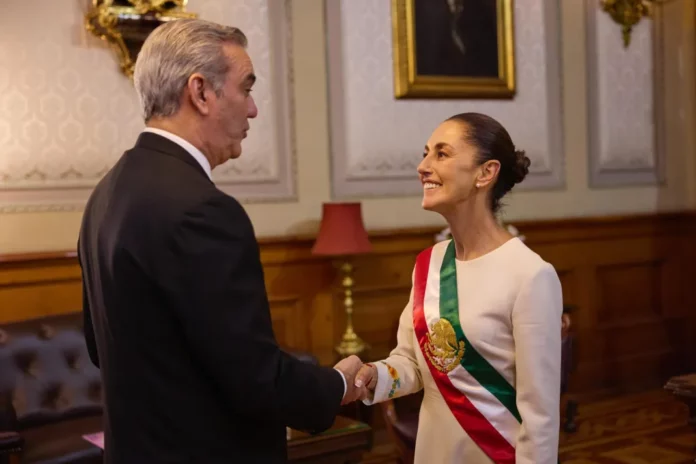 Abinader y Claudia Sheinbaum conversan sobre fortalecimiento de las relaciones entre ambos países