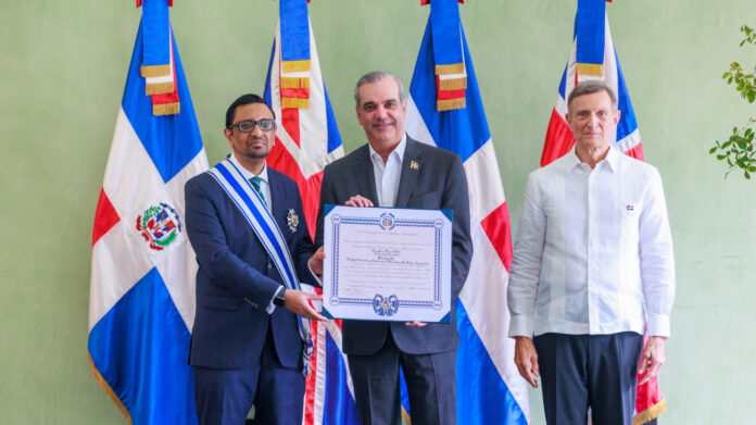 Embajador del Reino Unido dice liderazgo y protección de valores democráticos de Abinader deben ser modelo en la región y a nivel global
