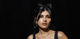 Mia Khalifa se burla de los militares de EE.UU.