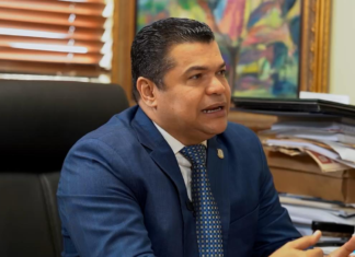 Tobías Crespo pide quitar exoneraciones a todos los funcionarios no sólo a los diputados