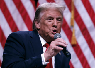 Trump sobre Kamala Harris: «Es tonta como una piedra»
