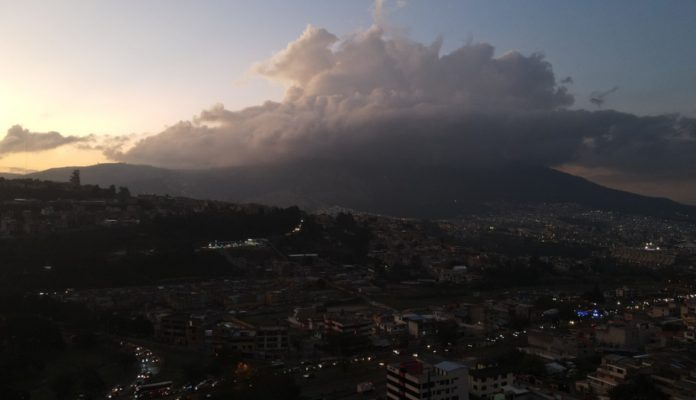 Ecuador continuará con apagones durante la primera semana de diciembre