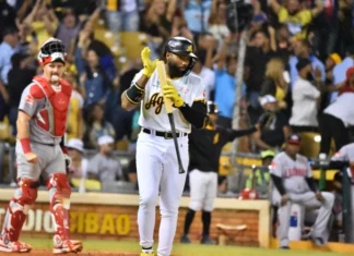 Las Águilas, con “grand slam” de Rodríguez, frenan su racha negativa