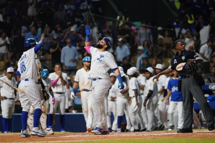 Michael de la Cruz y Jordan Lawlar jonronean; Tigres blanquean