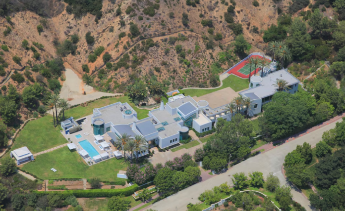 Kanye West planea construir una nueva ciudad adentro de Beverly Hills