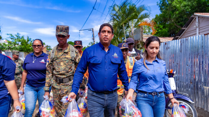 Plan de Asistencia Social despliega equipos tras inundaciones en Mao