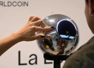 Pro Consumidor suspende las operaciones de Worldcoin en RD