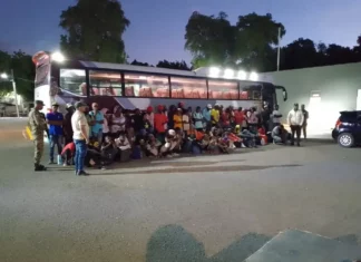 Migración detenida autobús con 70 haitianos en condición migratoria irregular en Azua