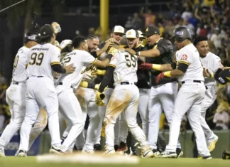 Águilas frenan el avance de los Tigres con triunfo 4-3