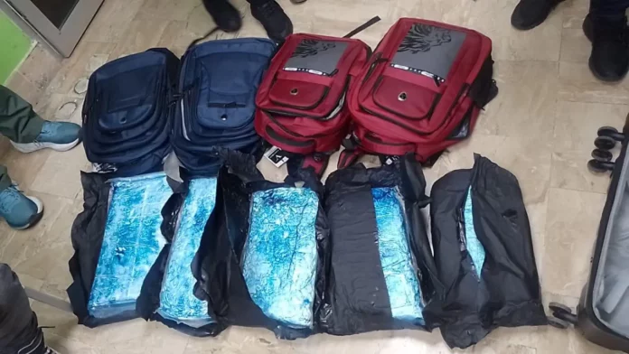 Detienen dominicano viajaría a Toronto con cinco paquetes de presunta cocaína
