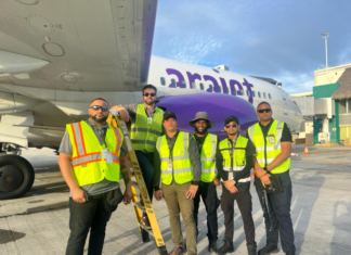 Boeing y Arajet entrenan personal técnico dominicano