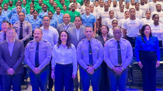 Interior y Policía gradúa 307 agentes auxiliares