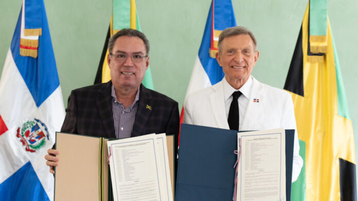 RD y Jamaica suscriben acuerdo para regular y facilitar las operaciones de transporte aéreo