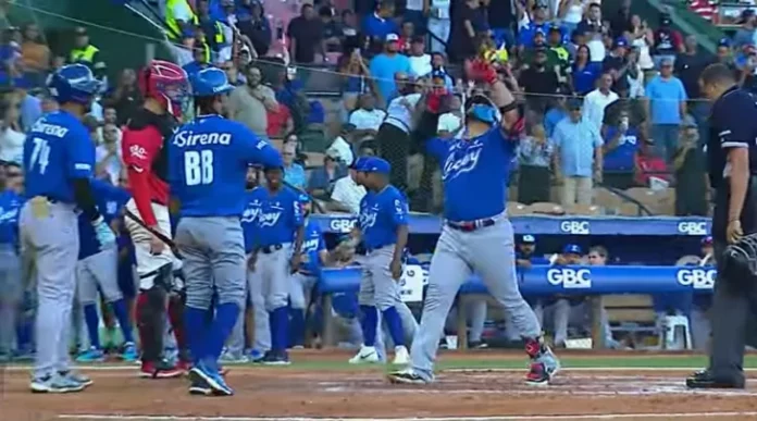 Licey a uno de las Águilas; Reducen número mágico a 4