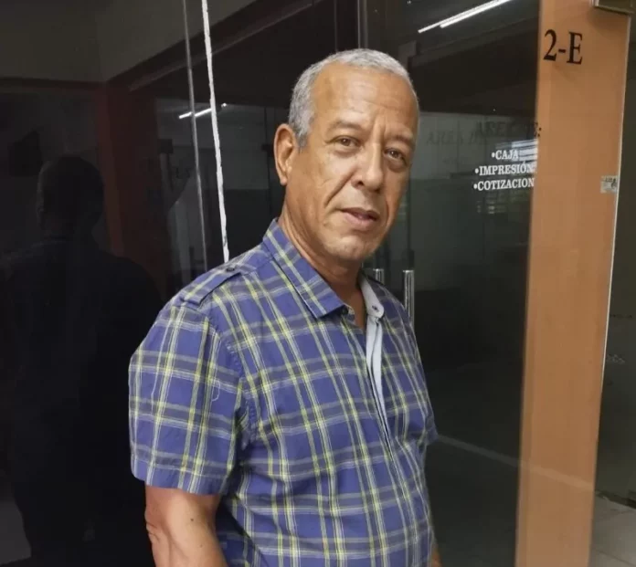 Muere comunicador Romel Guillén tras recibir golpe