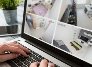 Detienen a un técnico por instalar cámaras en una casa y subir videos de la mujer a webs de adultos