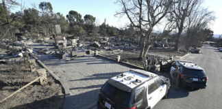 Crecen saqueos de casas quemadas por los incendios en Los Ángeles