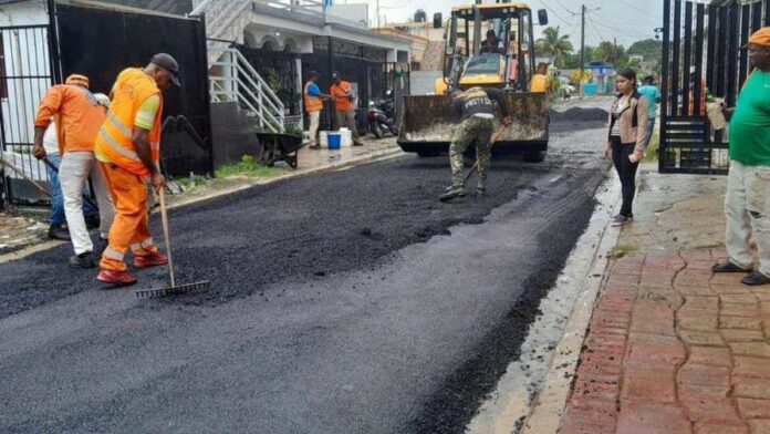MOPC amplía jornada de bacheo en el Gran Santo Domingo