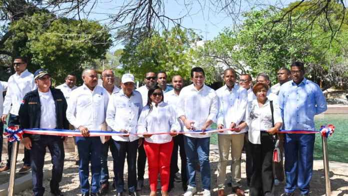 Turismo entrega renovado balneario Boca de Cachón
