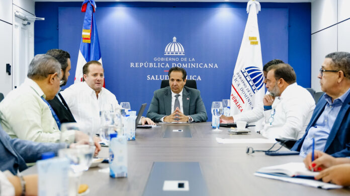 Coordinan estrategias para fortalecer el sistema sanitario y mejorar la expectativa de vida