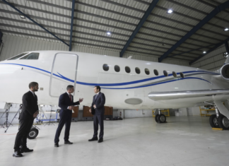 Venezuela califica de “robo descarado” la incautación del avión de Maduro