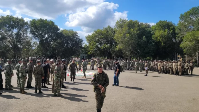 Ejército envía 370 militares y equipos a reforzar la frontera por Dajabón