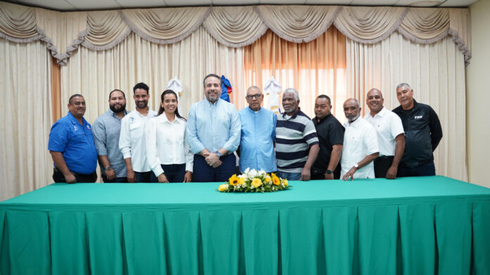 INEFI anuncia aumento para maestros del Centro de Iniciación Deportiva de Bayaguana
