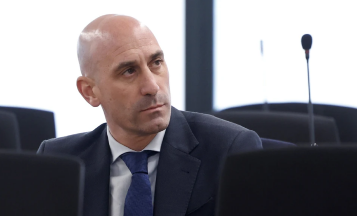Luis Rubiales es declarado culpable y recibe multa por beso a Jenni Hermoso