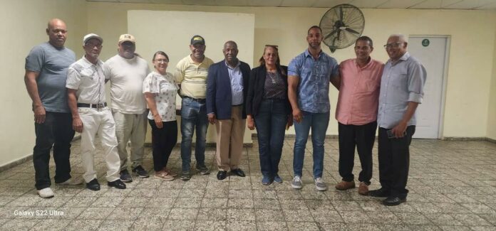Mesa Comunitaria del Defensor del Pueblo elige nueva directiva en Cristo Rey