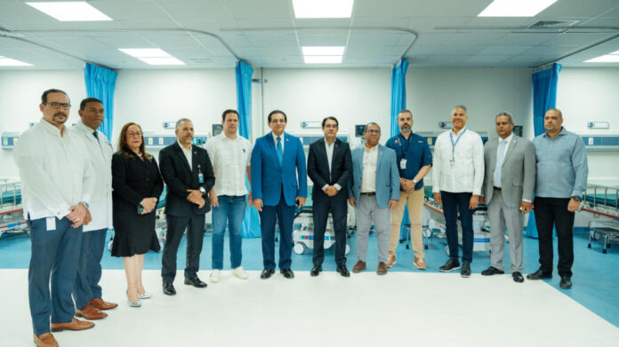 Mived entrega área de Emergencias del Hospital Cabral y Báez en Santiago