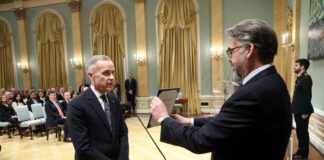 Mark Carney jura como primer ministro de Canadá