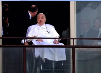 El Papa Francisco reaparece tras 40 días hospitalizado