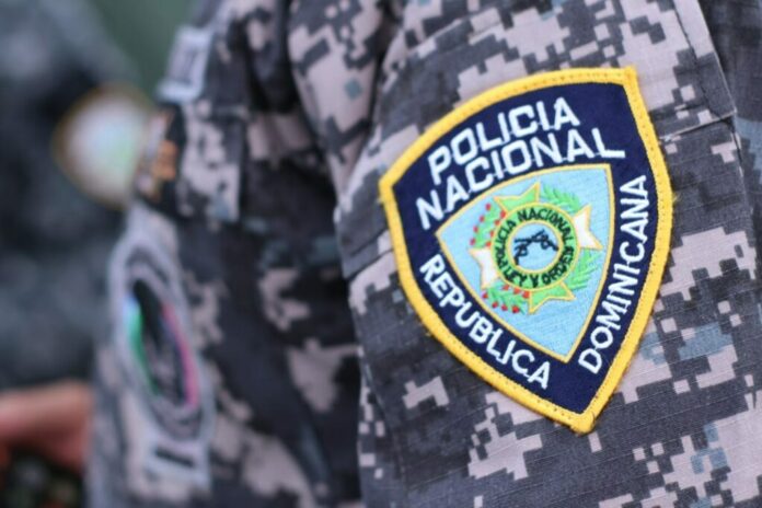 Abinader emite Decreto 109-25 disponiendo retiro y pensión de miembros de la PN