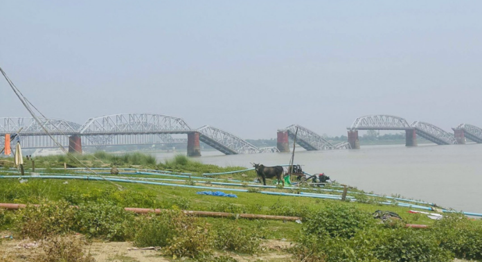 Se derrumba un puente en Myanmar tras sismo de magnitud 7,7