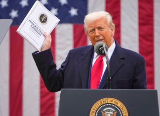 Comisión Europea lamenta intenciones mineras de Trump