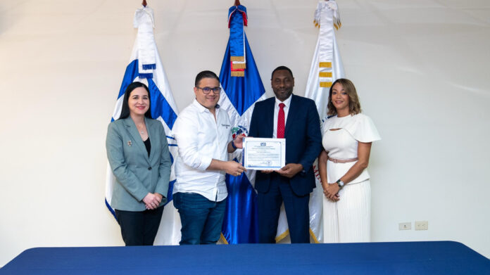Energía y Minas recibe primera certificación en gestión energética