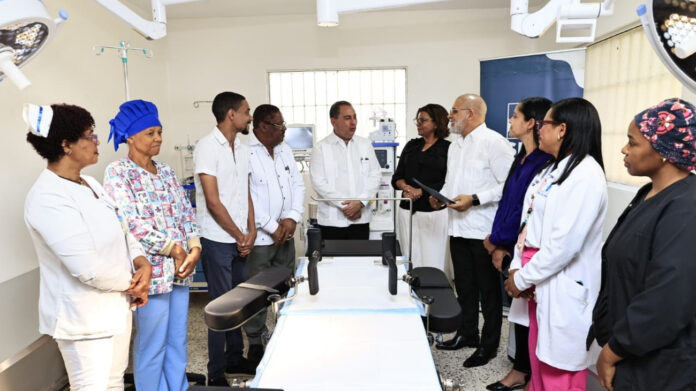 SNS deja en funcionamiento dos quirófanos en el Hospital Municipal de Yamasá
