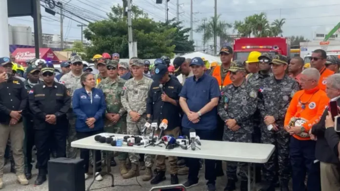 Juan Manuel Méndez rompe en llanto en cierre de rescates en Jet Set