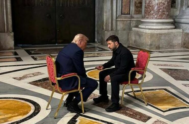 Trump y Zelenski mantienen una reunión «muy productiva» en Roma antes del funeral del Papa